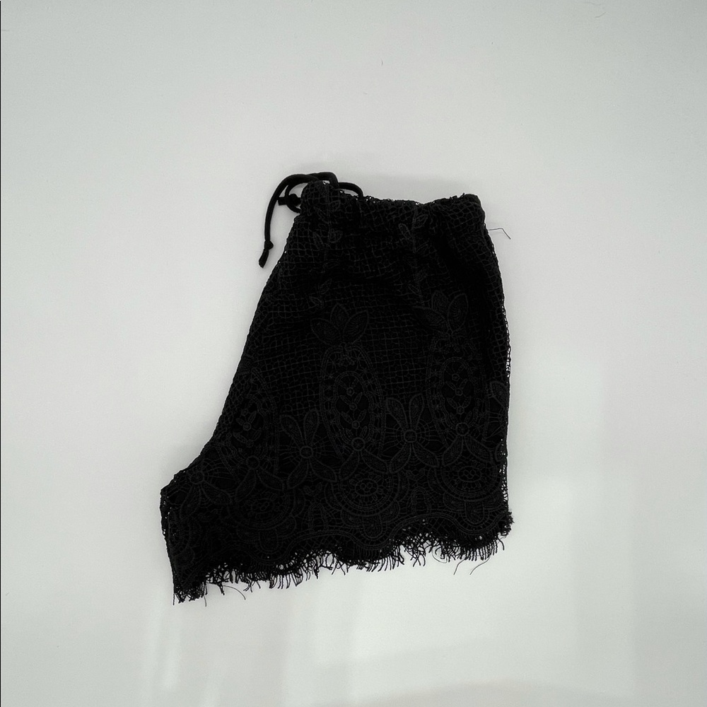Women’s Poof Black Shorts B -7